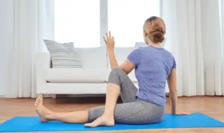 say goodbye to sciatic nerve pain in just 10 minutes